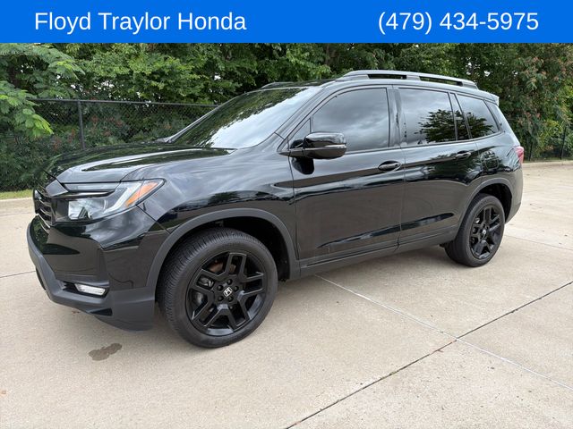 2024 Honda Passport 3.5 Black Edition 4WD Auto's photo