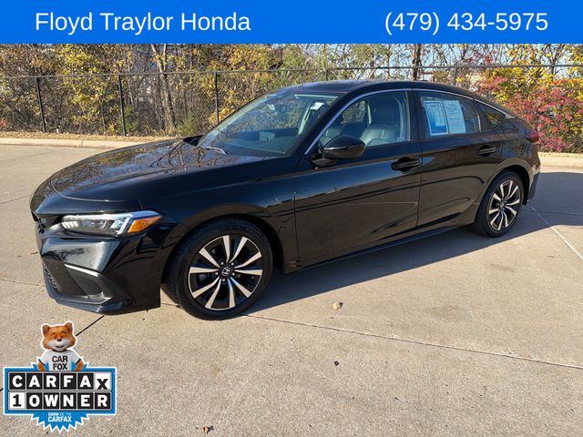 2024 Honda Civic Hatchback EX-L's photo