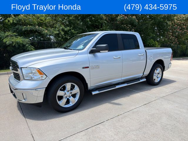 2017 RAM 1500 Big Horn 4x4 Crew Cab 5'7's photo