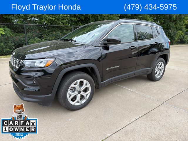 2025 Jeep Compass Latitude 4X4's photo