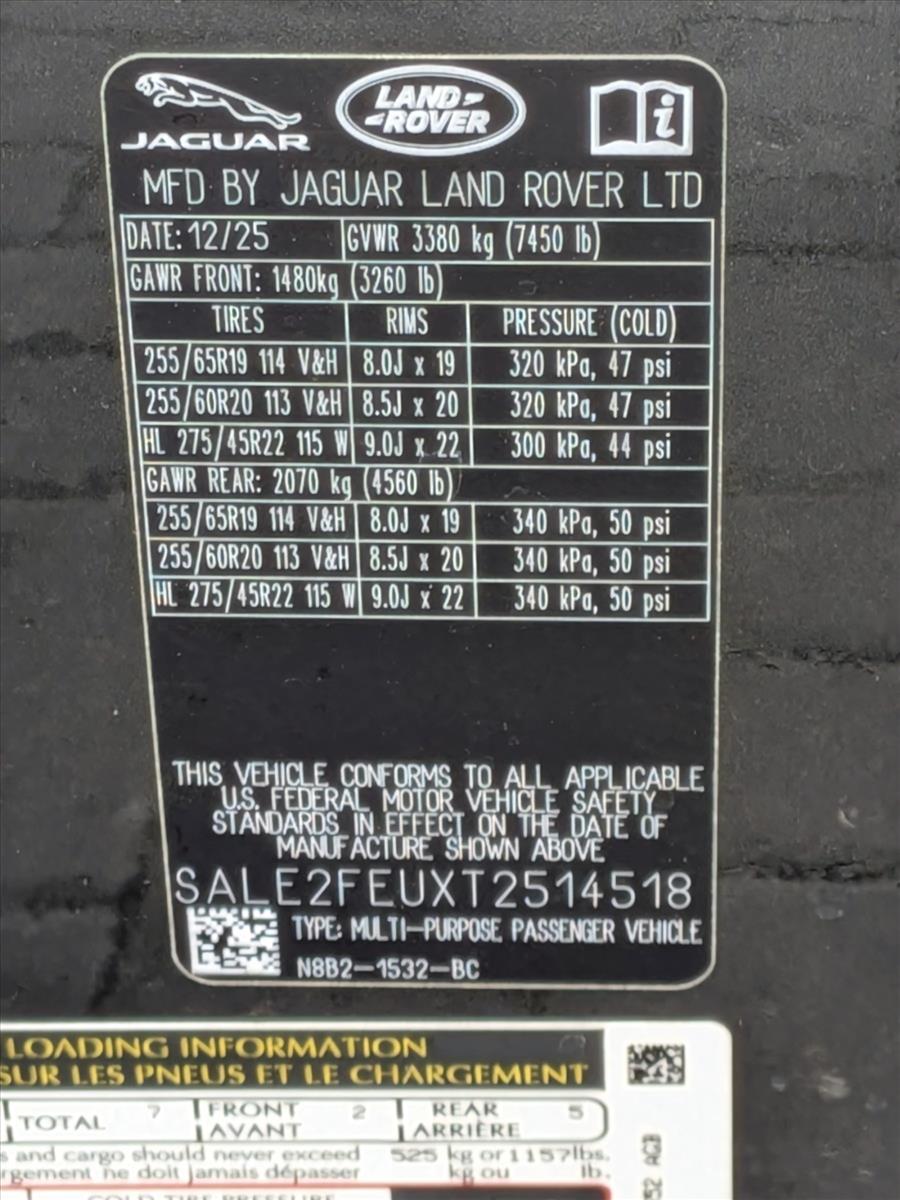 2026 Land Rover Defender X-Dynamic SE - Photo 18
