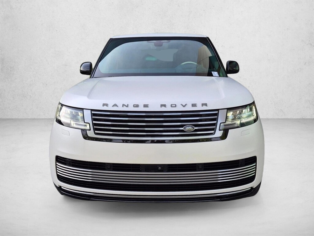 Used 2025 Land Rover Range Rover SV Sport Utility