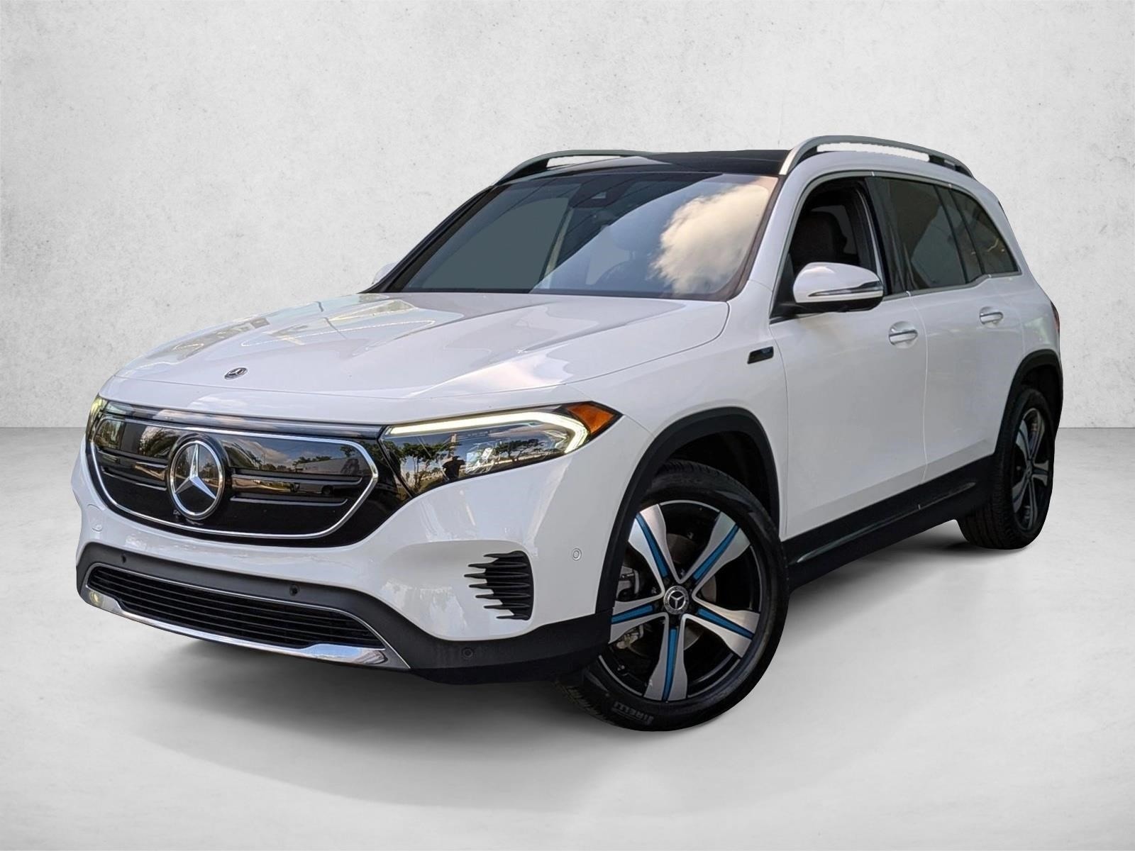 2022 Mercedes-Benz EQB Base