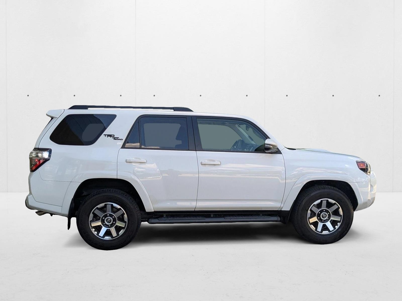 2023 Toyota 4Runner TRD photo 4