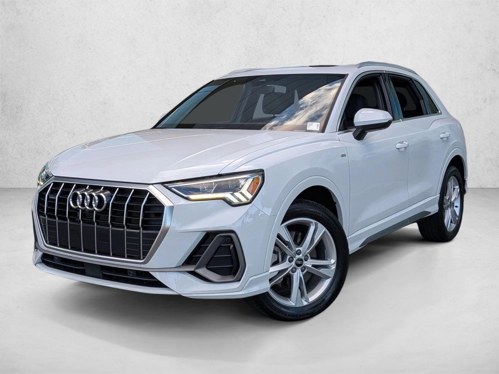 2022 Audi Q3 S Line Premium Plus's photo