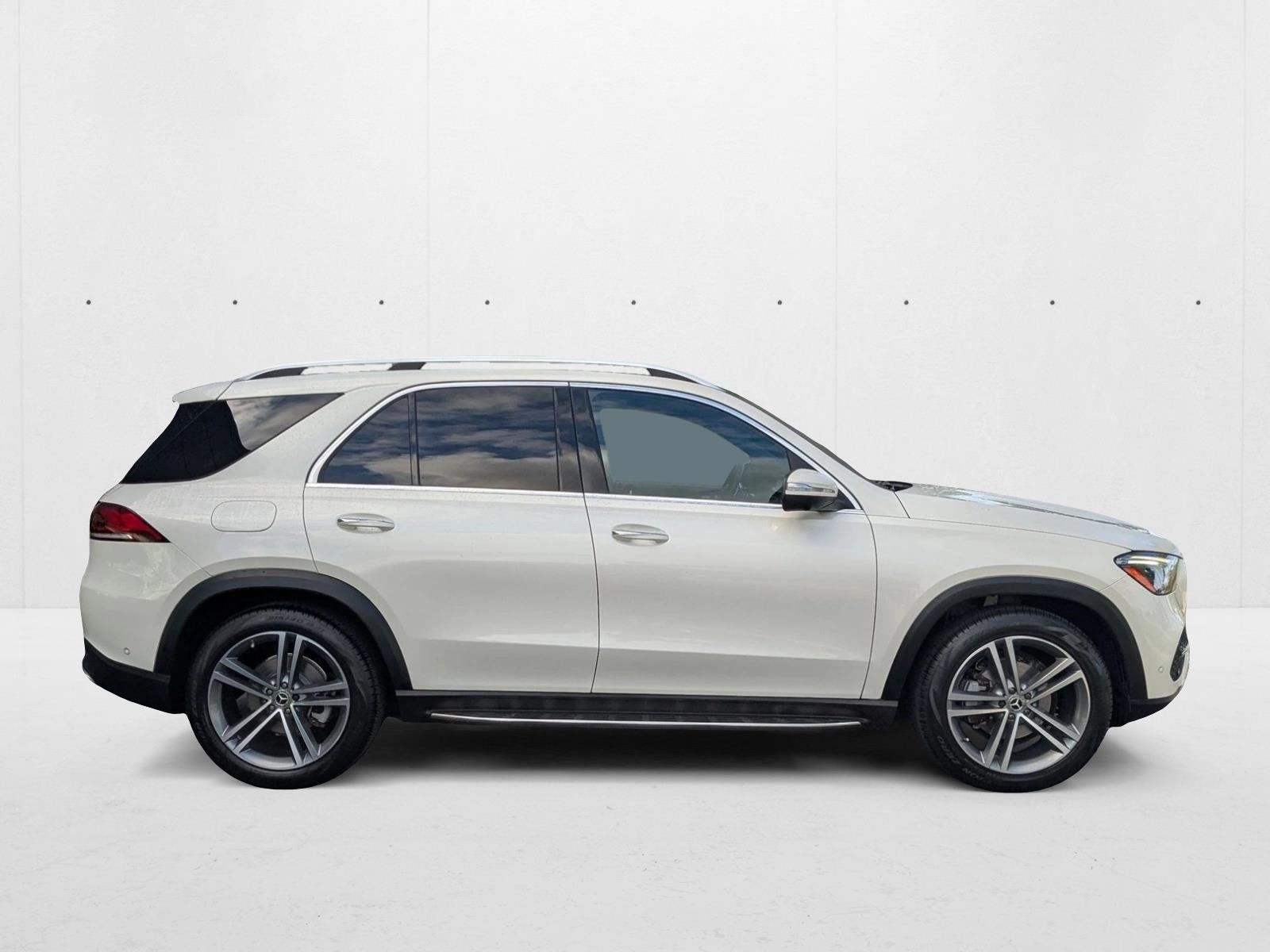 2022 Mercedes Benz GLE 350 4MATIC photo 4