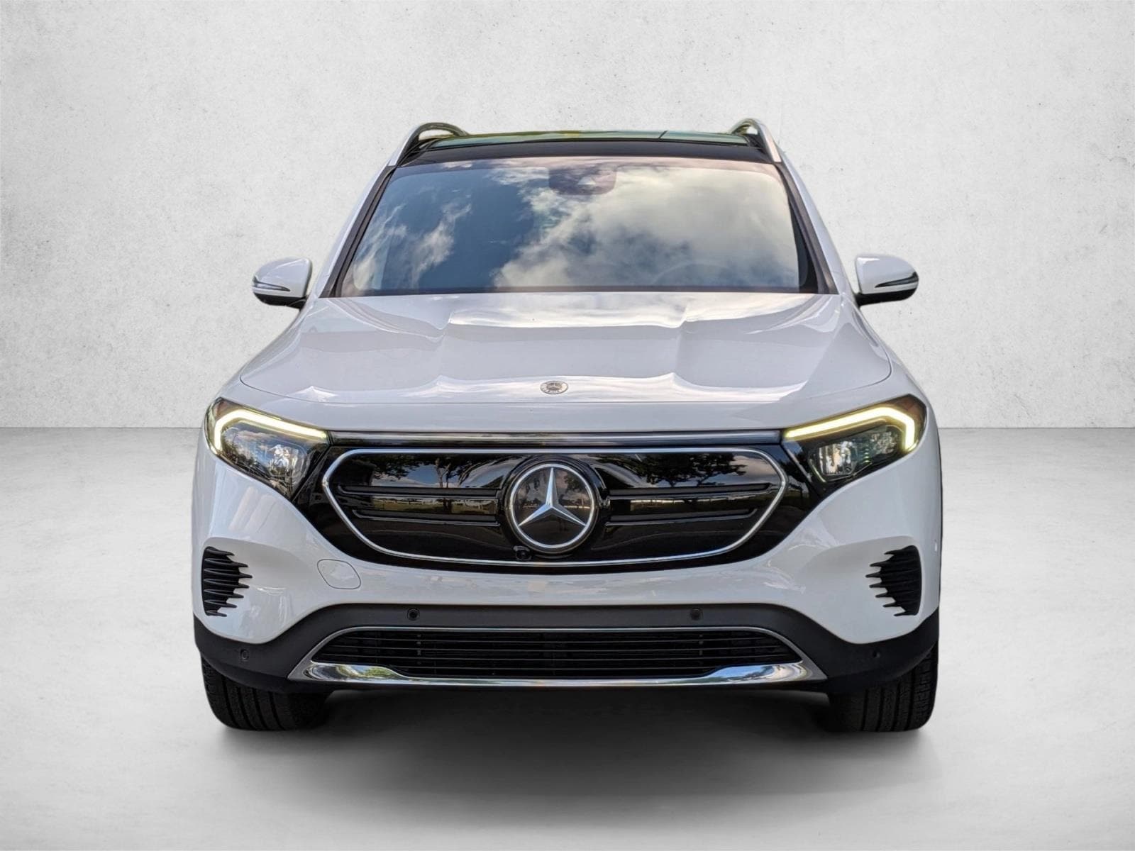 Used 2022 Mercedes-Benz EQB Base with VIN W1N9M1DB4NN010708 for sale in Pompano Beach, FL