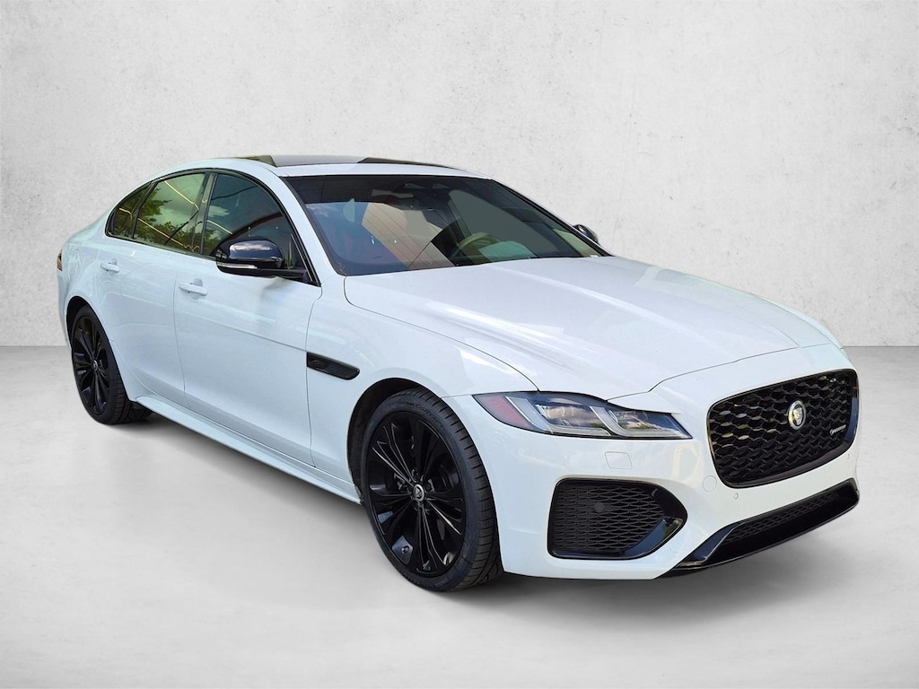 Used 2024 Jaguar XF R-Dynamic SE 4dr Car