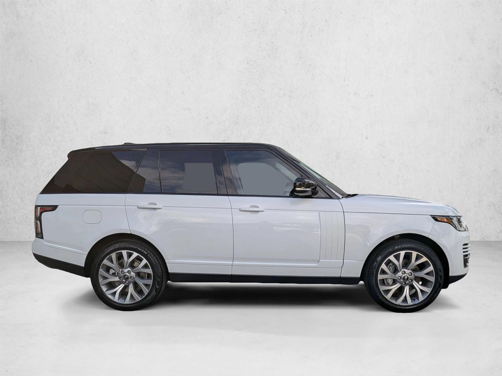 2021 Land Rover Range Rover HSE Silver Edition photo 3