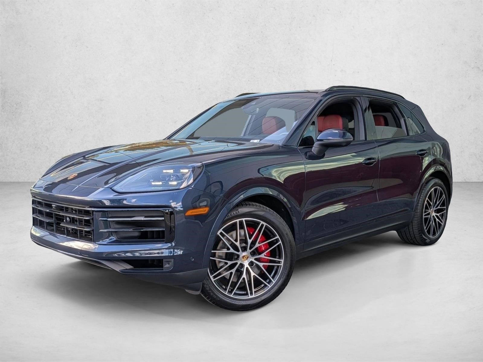 2024 Porsche Cayenne -'s photo