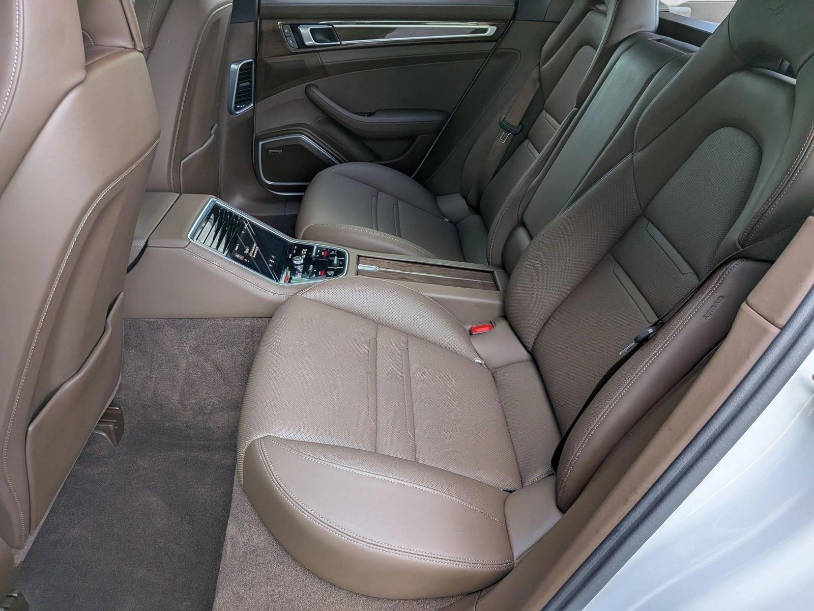 2023 Porsche Panamera Platinum Edition - Photo 20