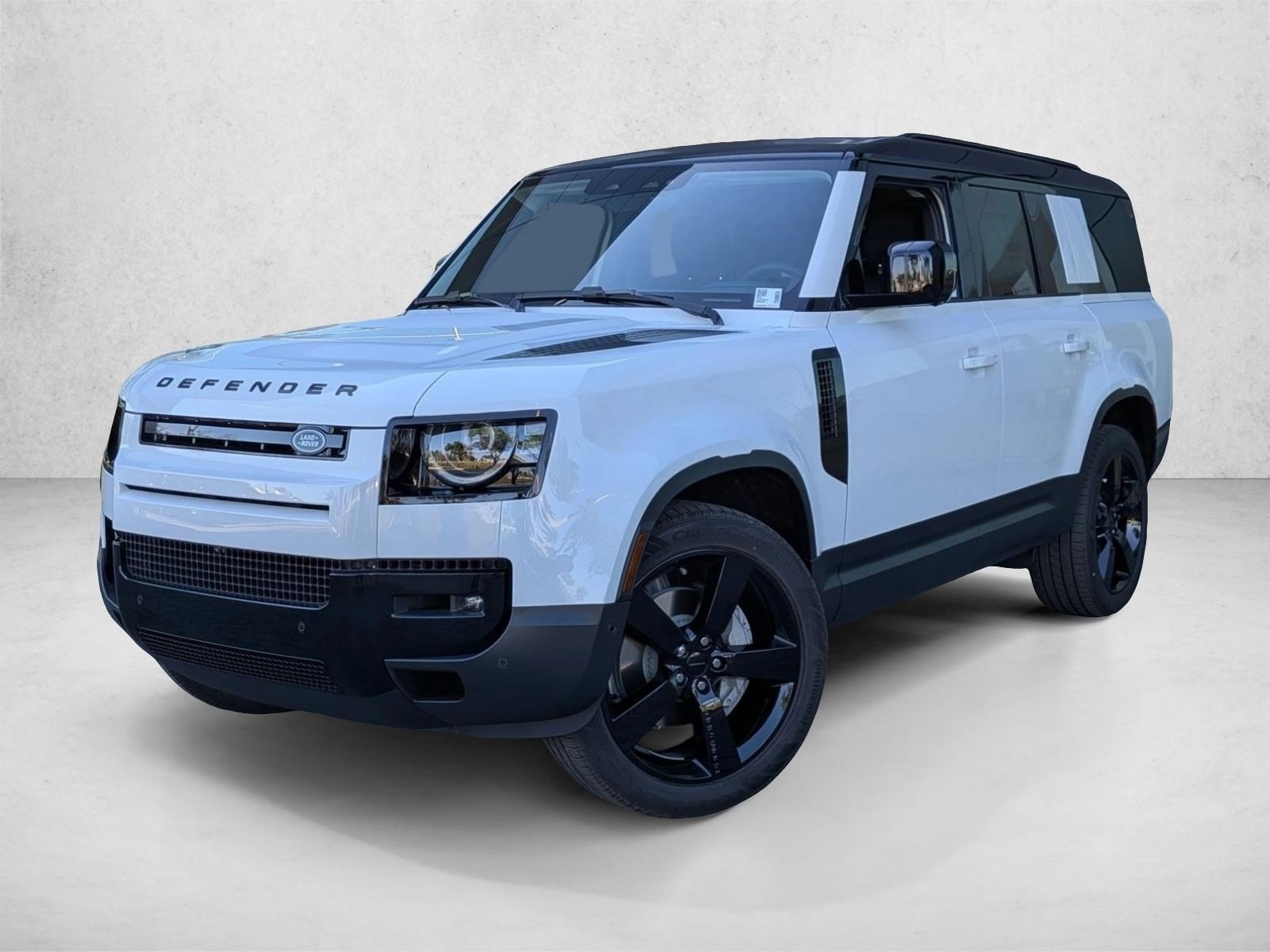 2026 Land Rover Defender S's photo