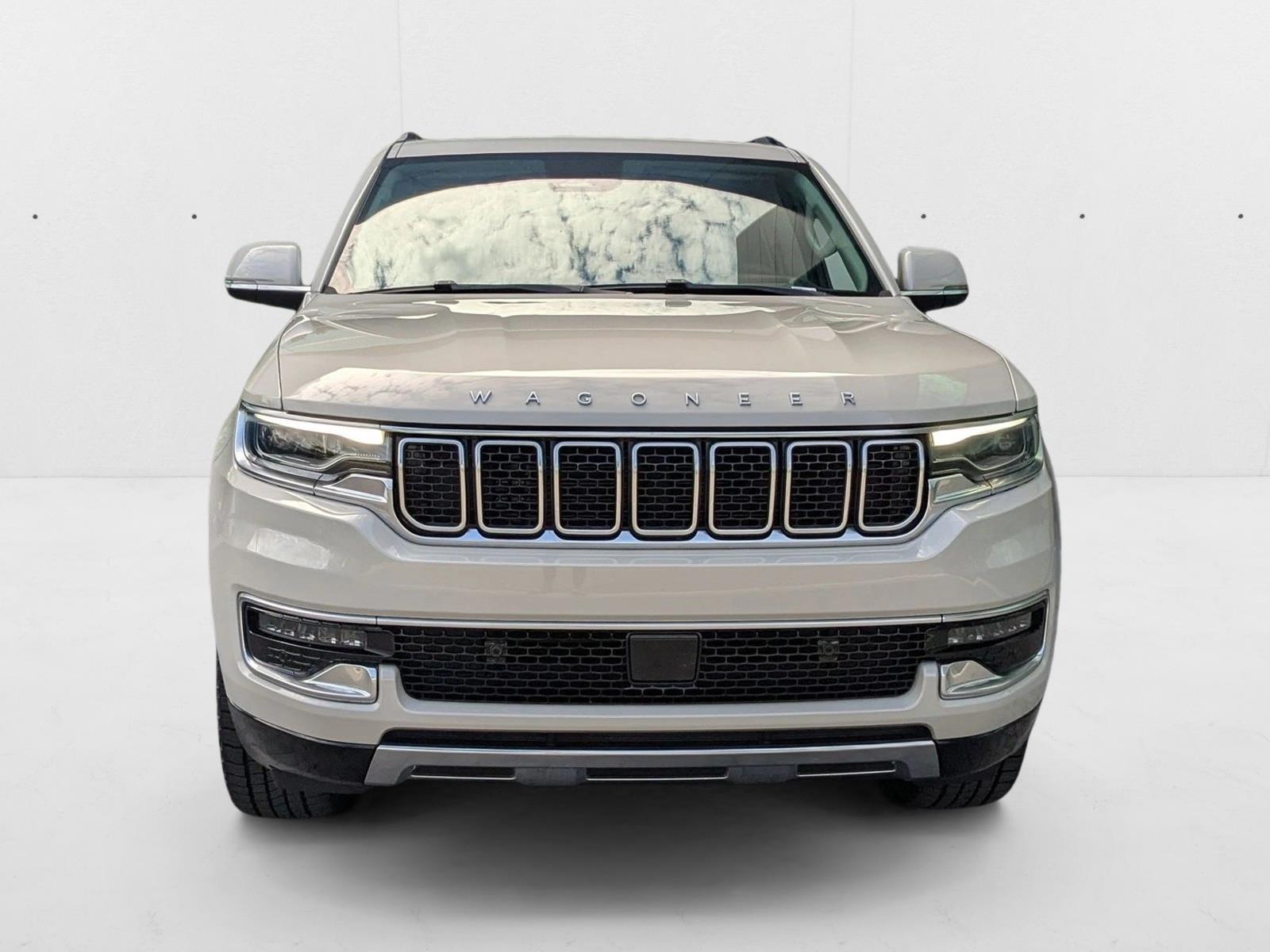 2022 Jeep Wagoneer Series III photo 2