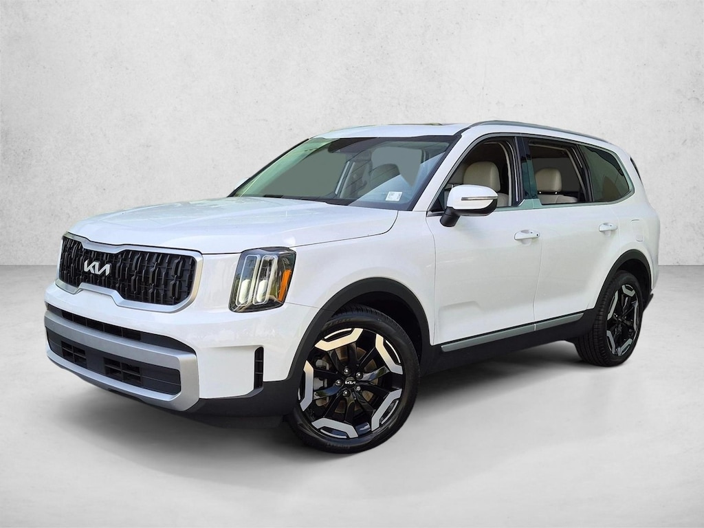 Used 2023 Kia Telluride EX Sport Utility