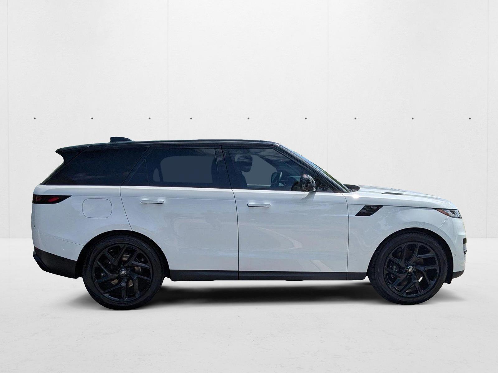 2024 Land Rover Range Rover Sport SE photo 4