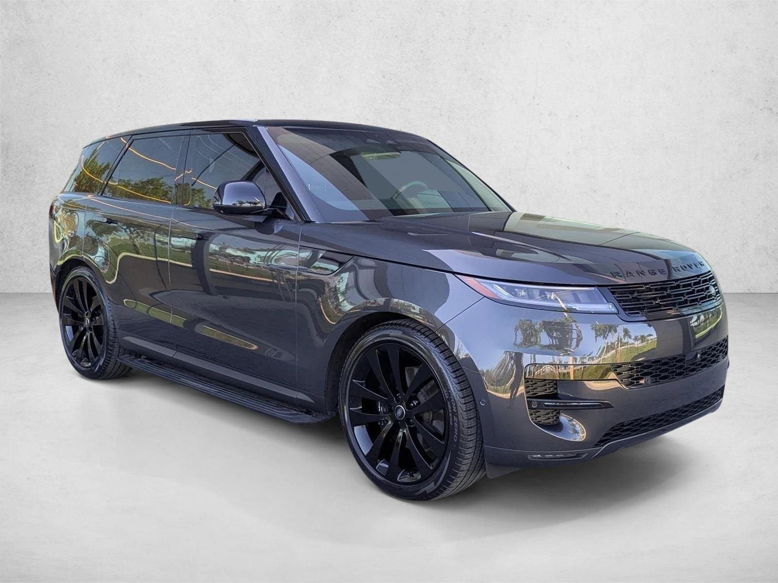 2024 Land Rover Range Rover Sport SE photo 3