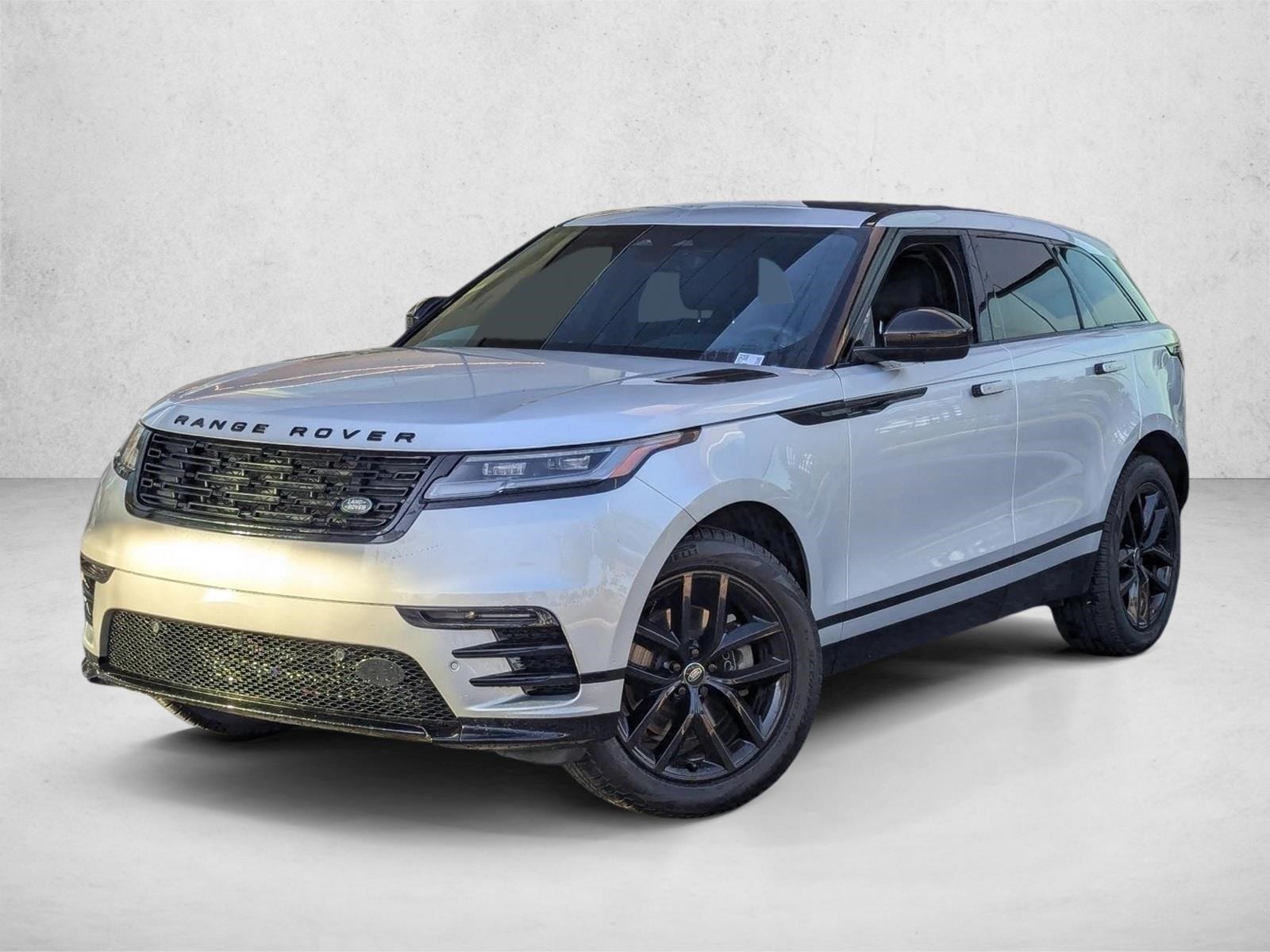 2025 Land Rover Range Rover Velar