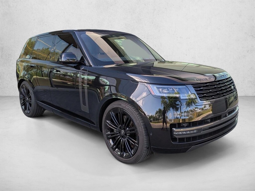 Used 2025 Land Rover Range Rover SE Sport Utility