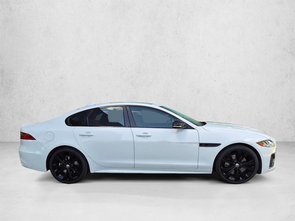Used 2024 Jaguar XF R-Dynamic SE 4dr Car