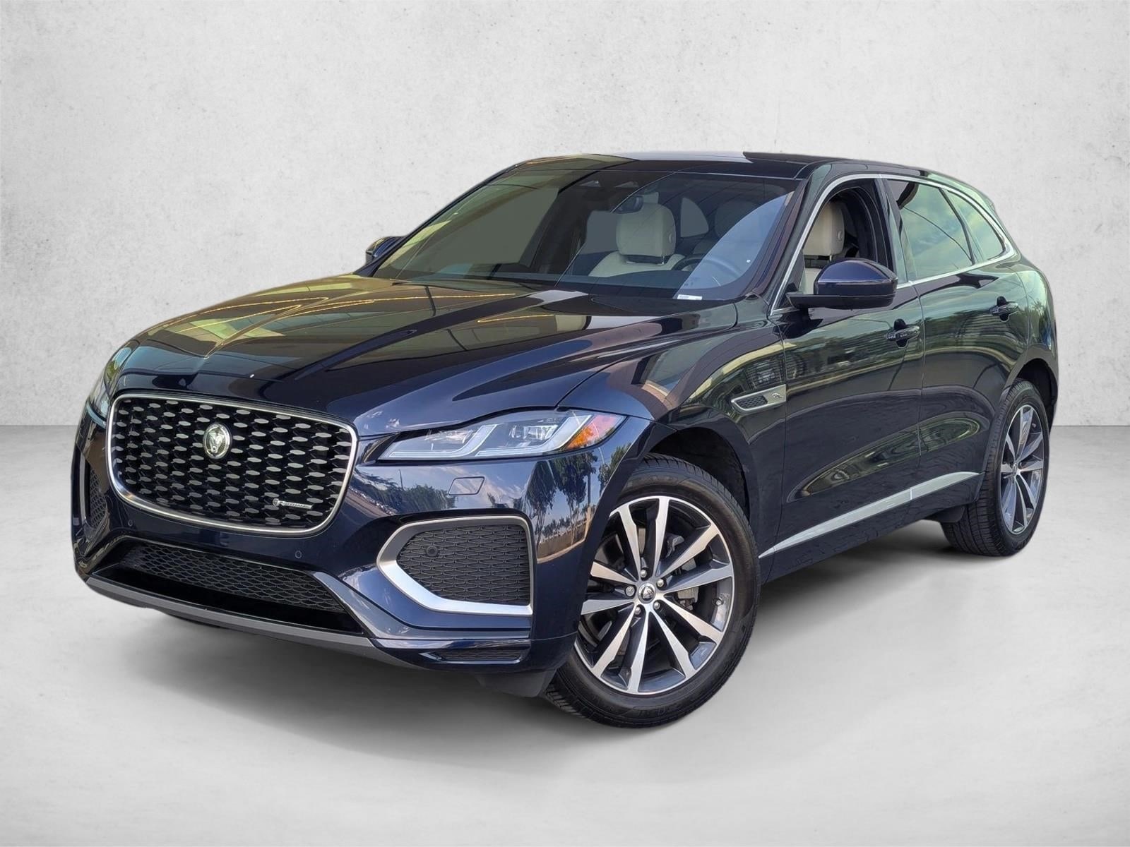 2025 Jaguar F-PACE R-Dynamic S