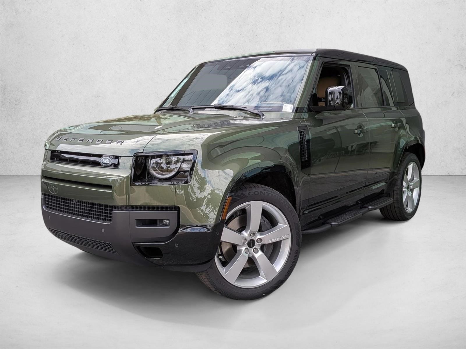 2026 Land Rover Defender 110 X-Dynamic SE P500's photo