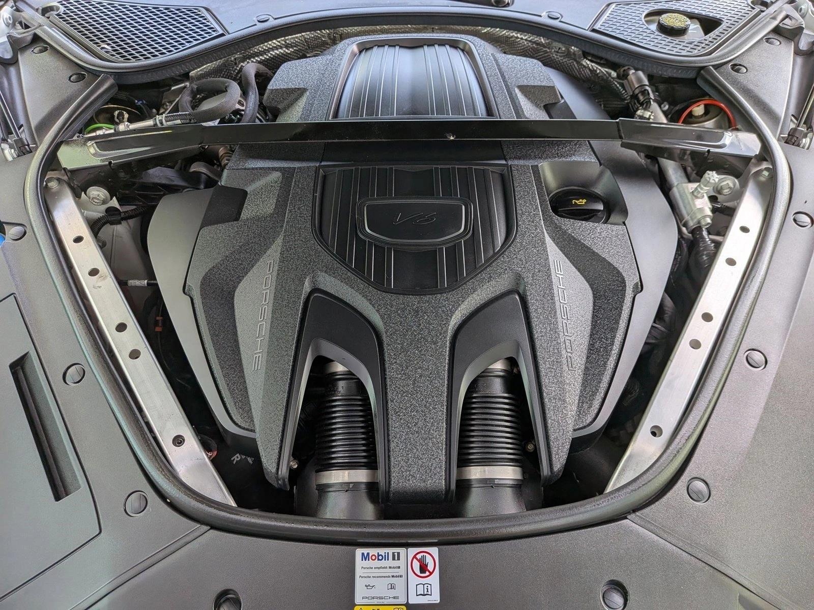 2023 Porsche Panamera Platinum Edition - Photo 24