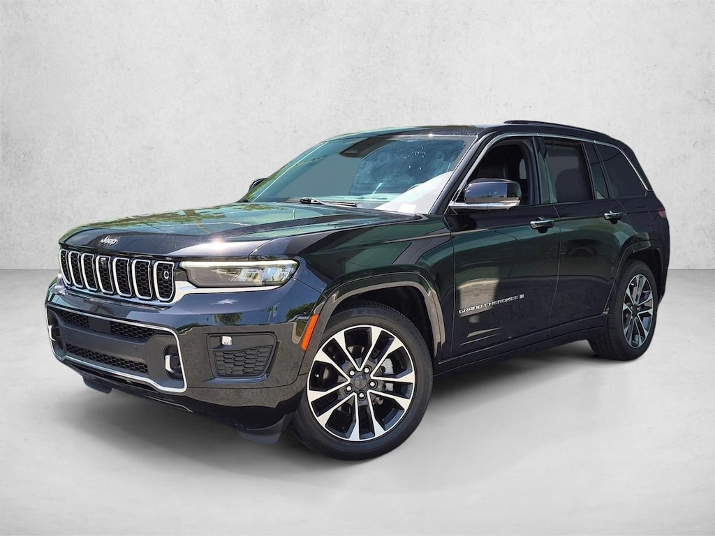 Used 2023 Jeep Grand Cherokee Overland Sport Utility