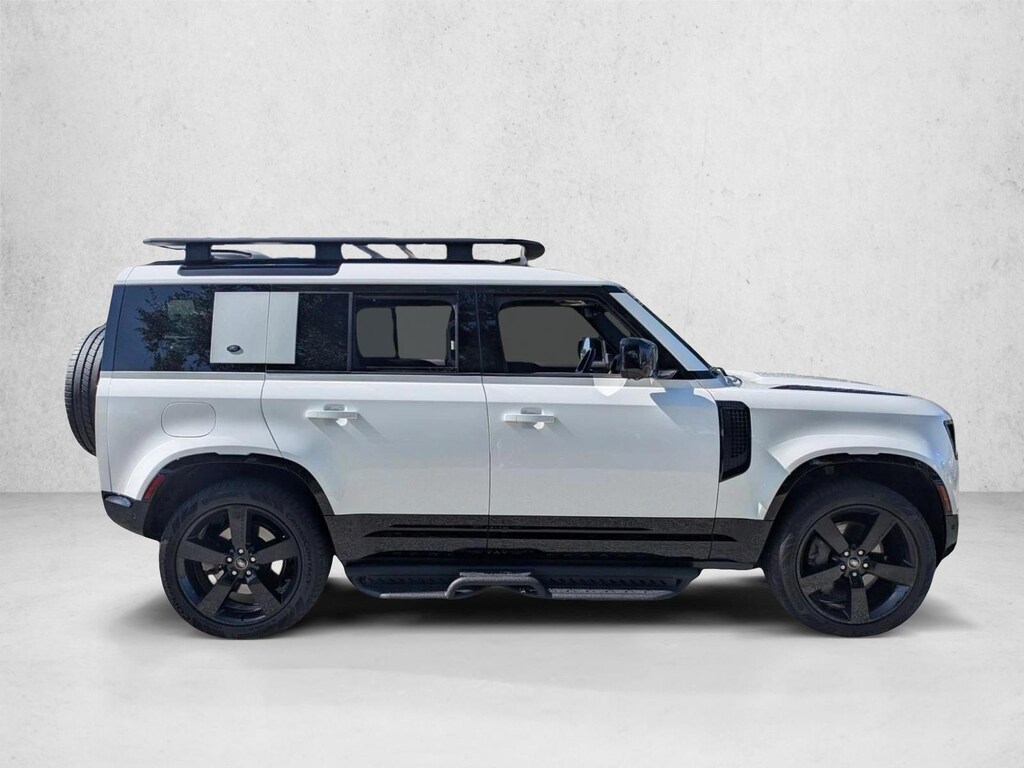 Used 2022 Land Rover Defender 110 X-Dynamic SE AWD Sport Utility