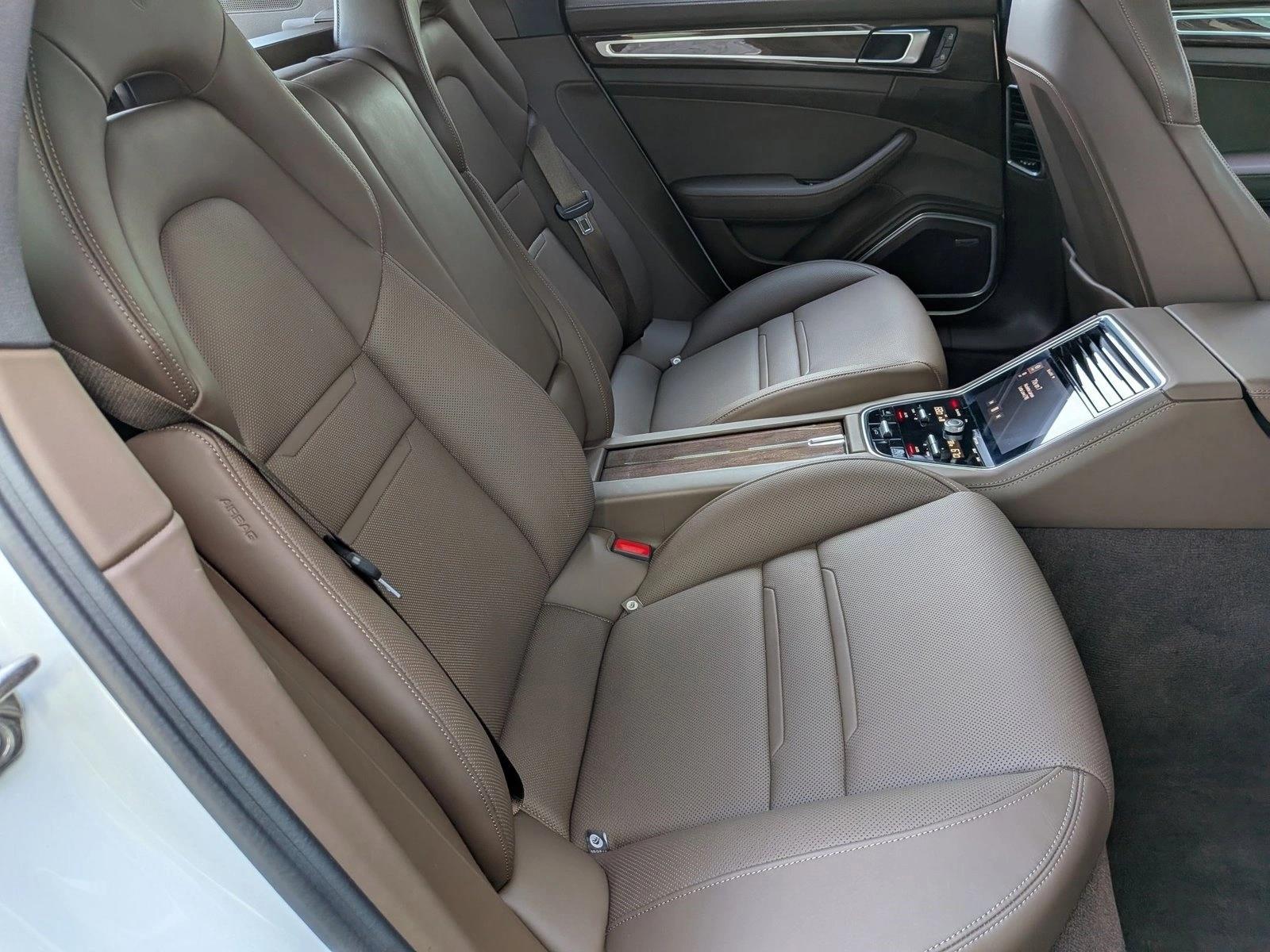 2023 Porsche Panamera Platinum Edition - Photo 21