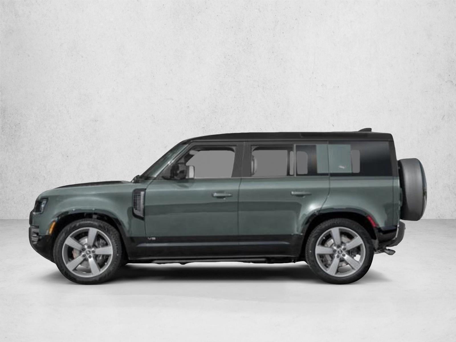 2025 Land Rover Defender 110 photo 3