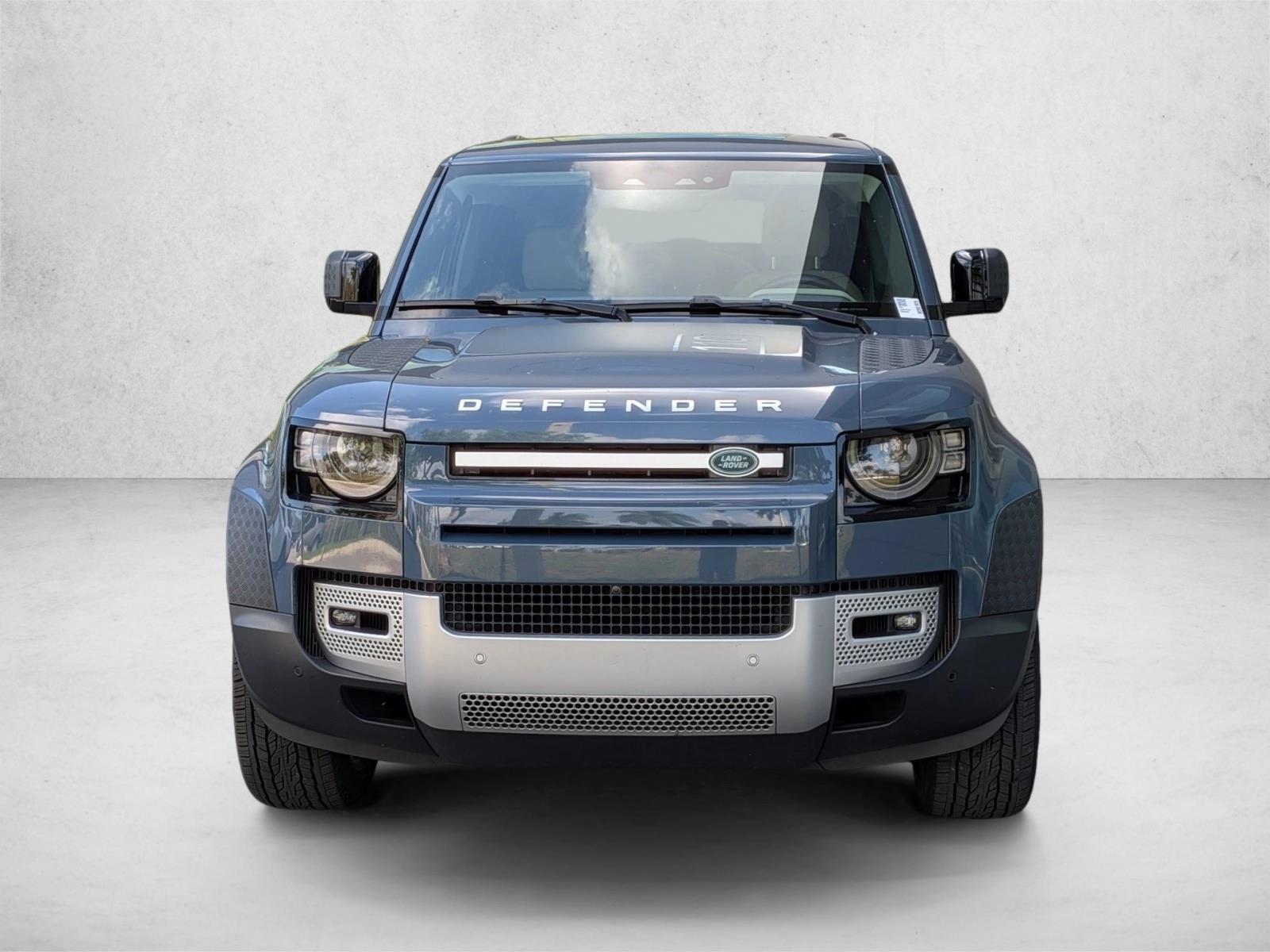 2021 Land Rover Defender 110 SE photo 2