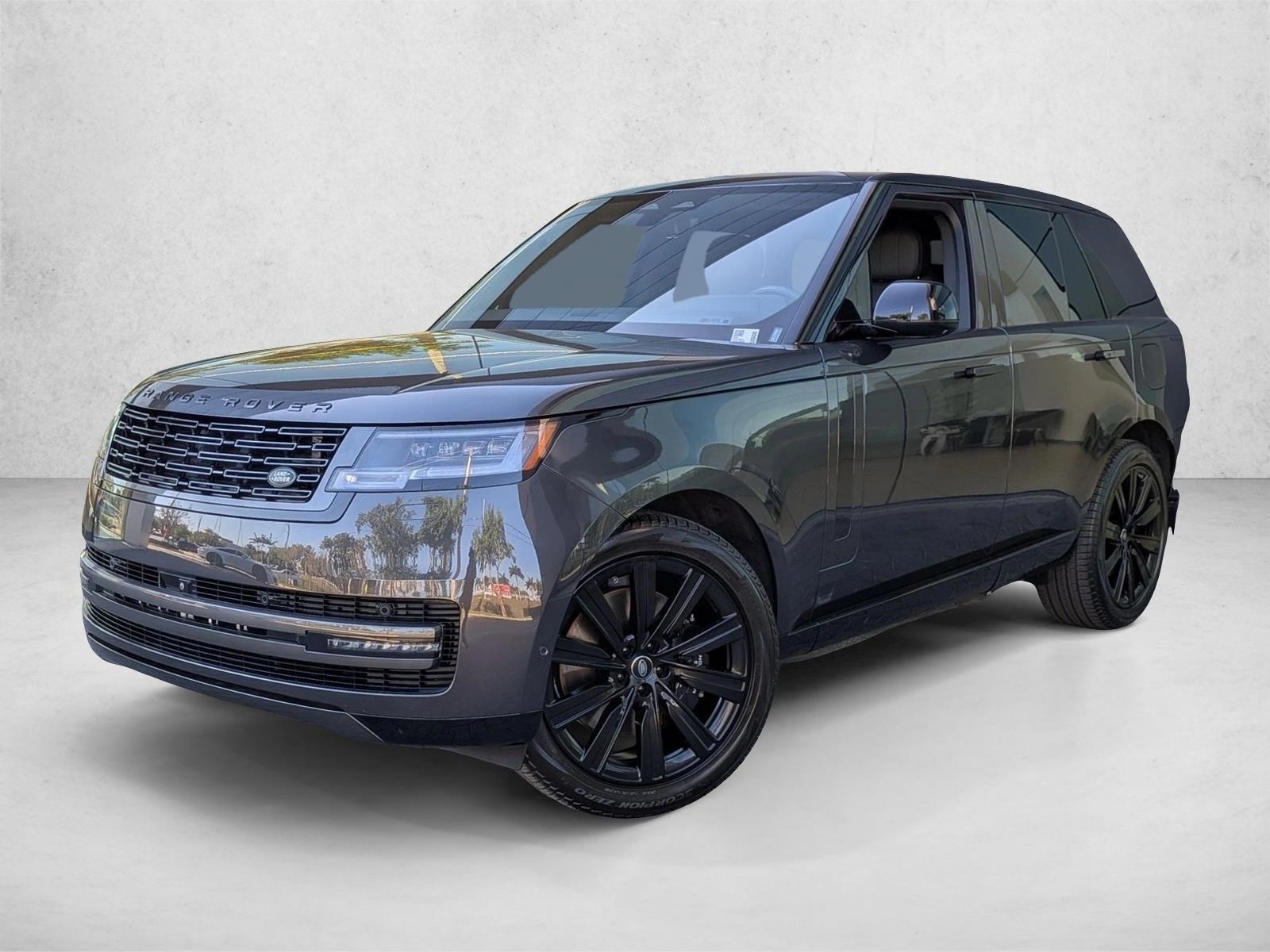 2025 Land Rover Range Rover SE