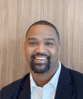 Staff member Victor Andrews from ID_a1a5f3555681