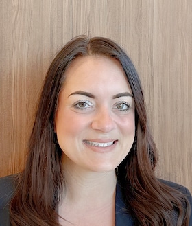 Staff member Dana Smith from ID_a1a5f3555681