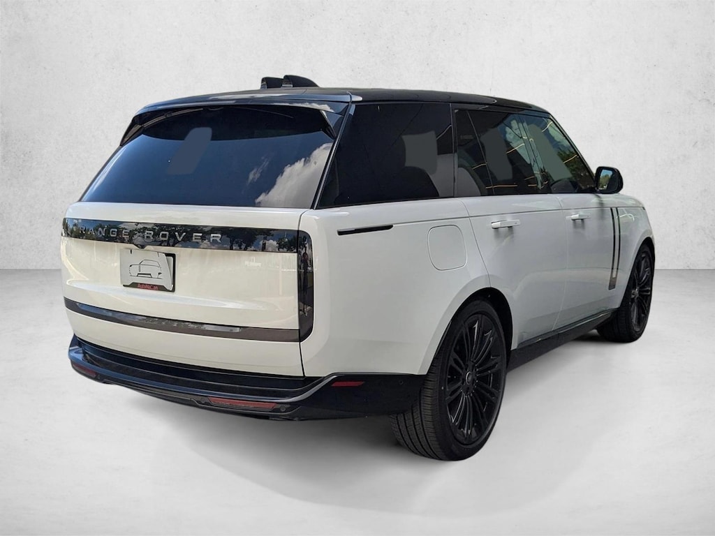 New 2025 Land Rover Range Rover SE Sport Utility