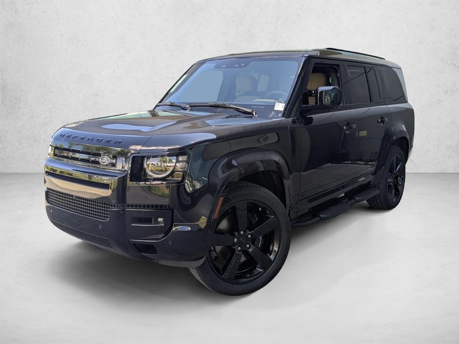 2026 Land Rover Defender V8's photo