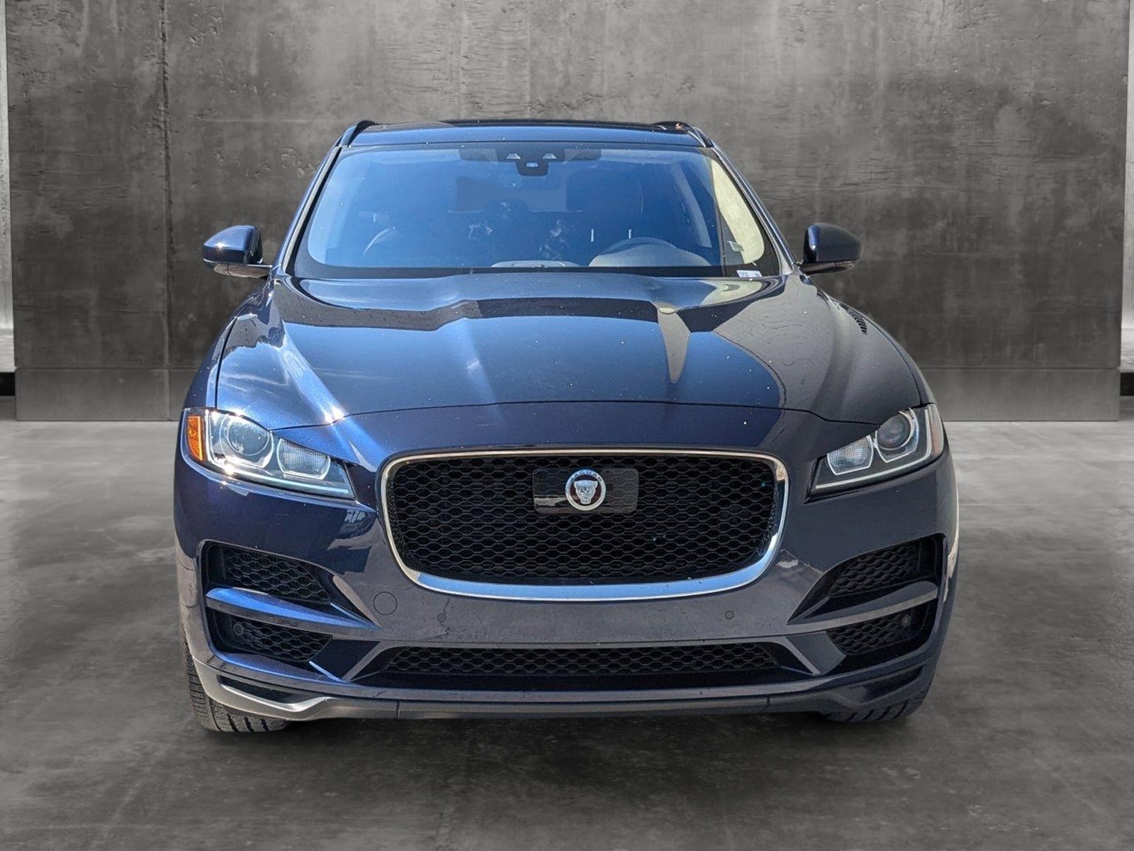 Used 2019 Jaguar F-Pace Premium with VIN SADCJ2FX1KA609609 for sale in Pompano Beach, FL