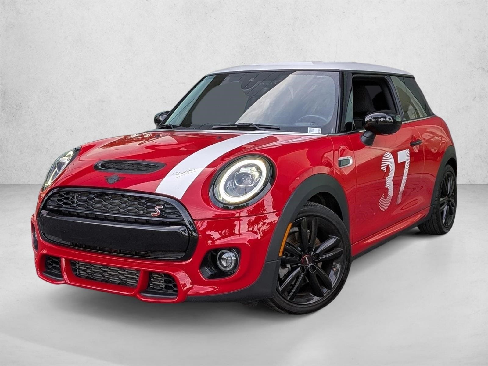2021 MINI Hardtop 2 Door S's photo