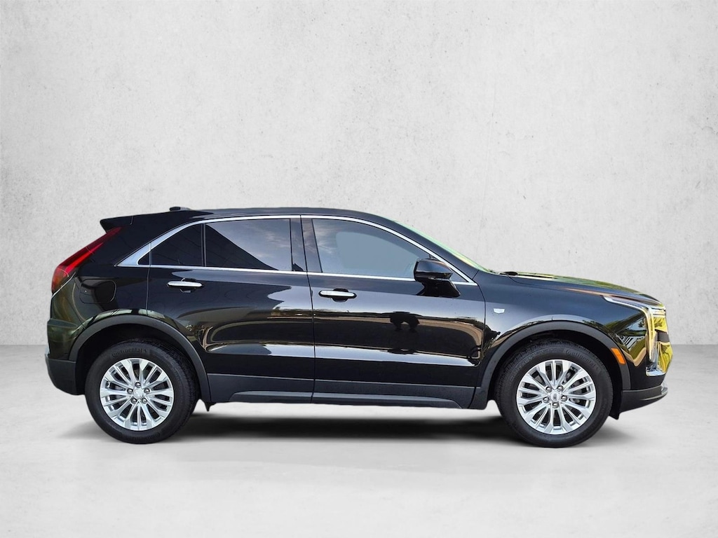 Used 2024 Cadillac XT4 FWD Luxury Sport Utility