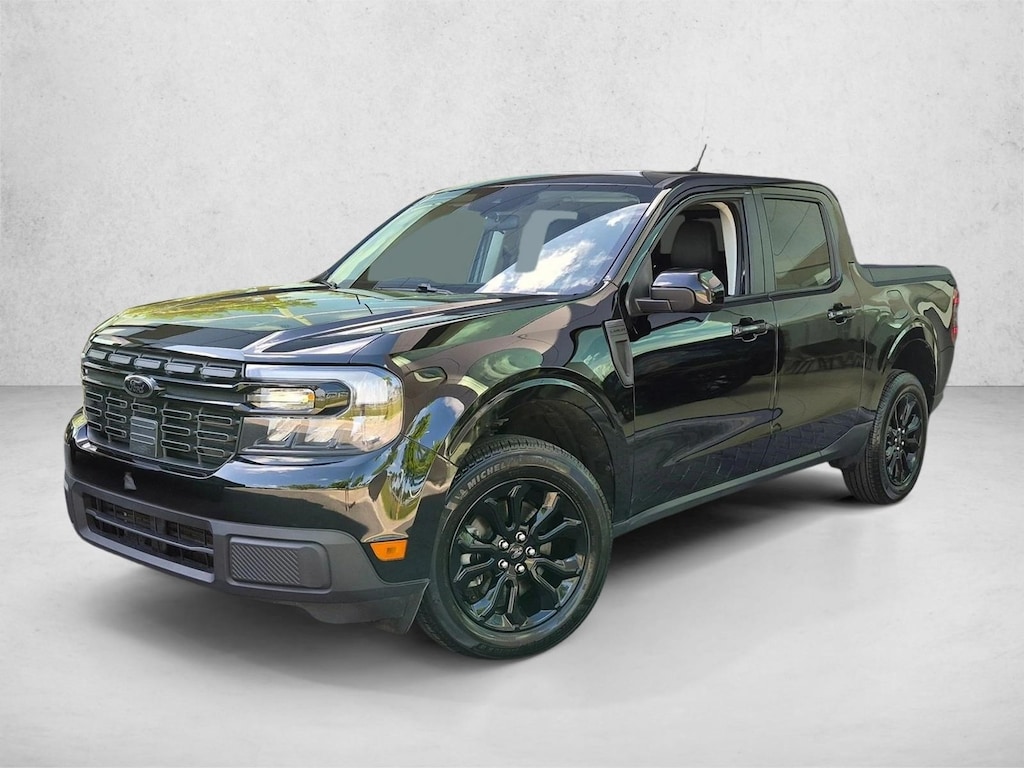 Used 2024 Ford Maverick LARIAT Crew Cab Pickup
