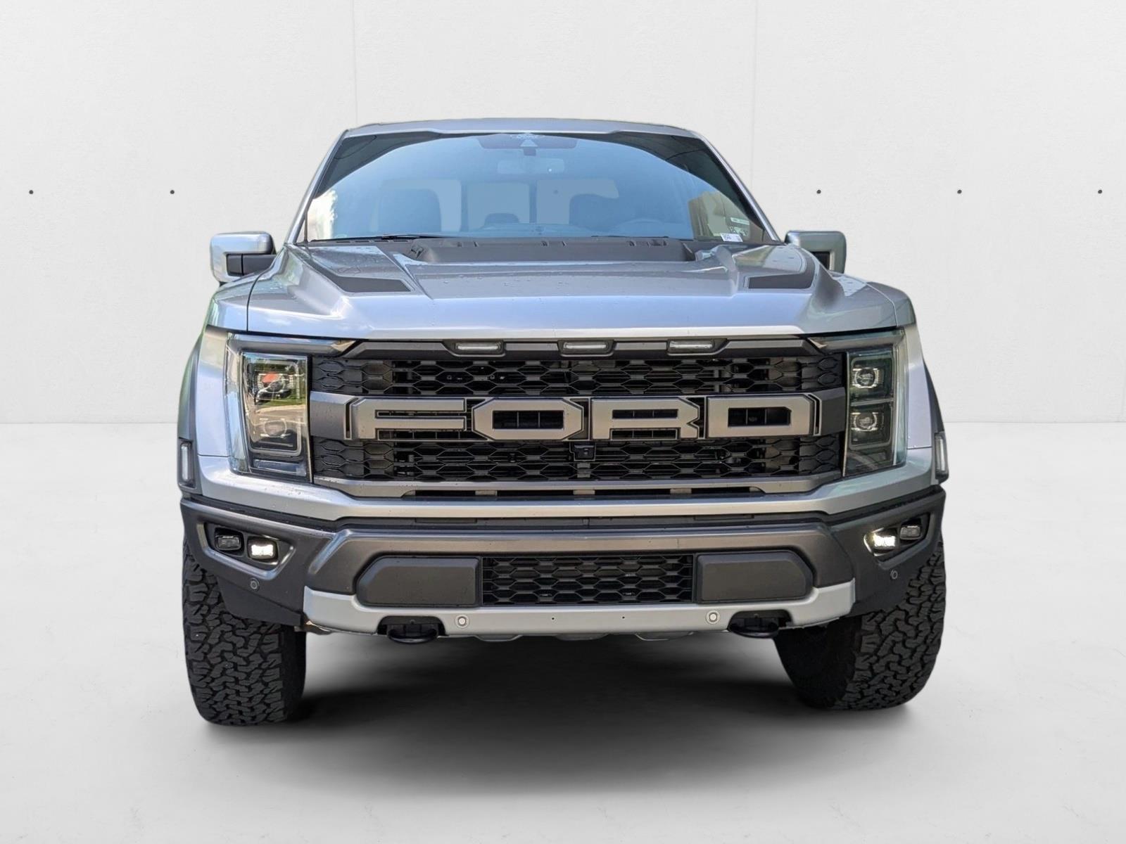 2022 Ford F-150 Raptor photo 2