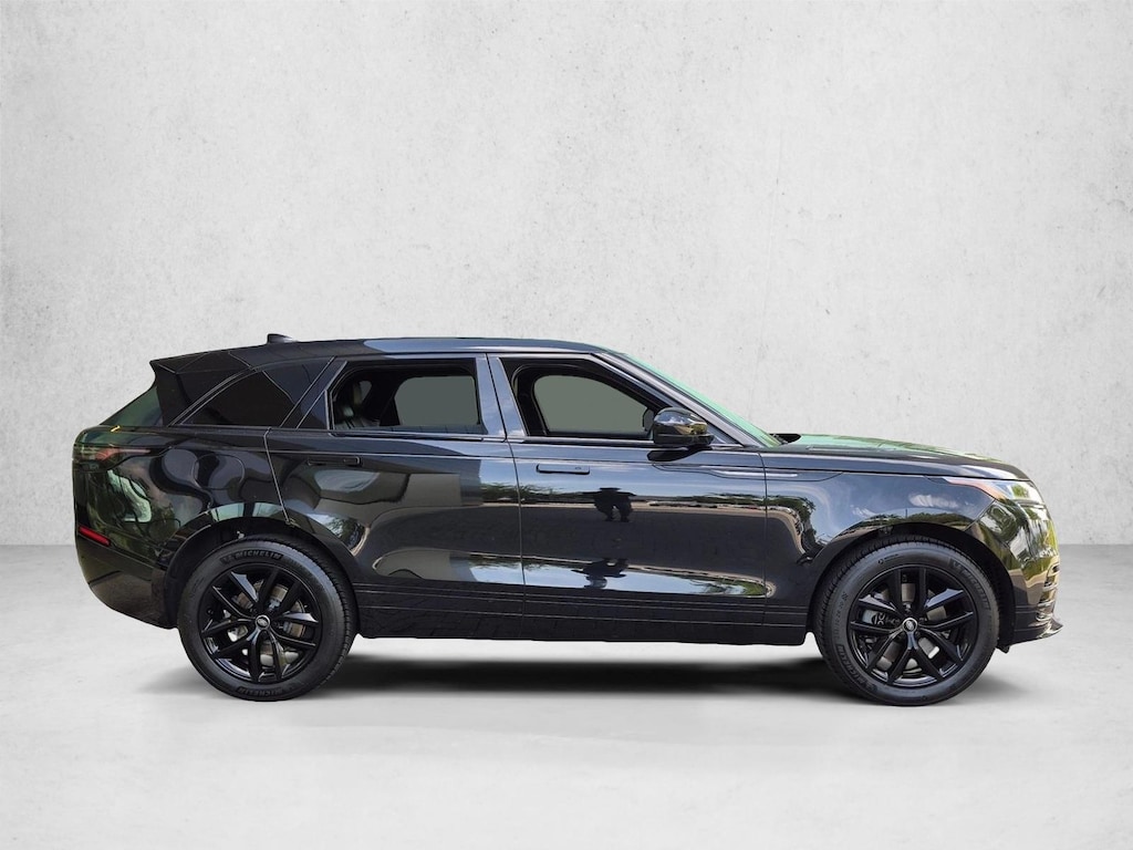 Used 2024 Land Rover Range Rover Velar Dynamic SE Sport Utility