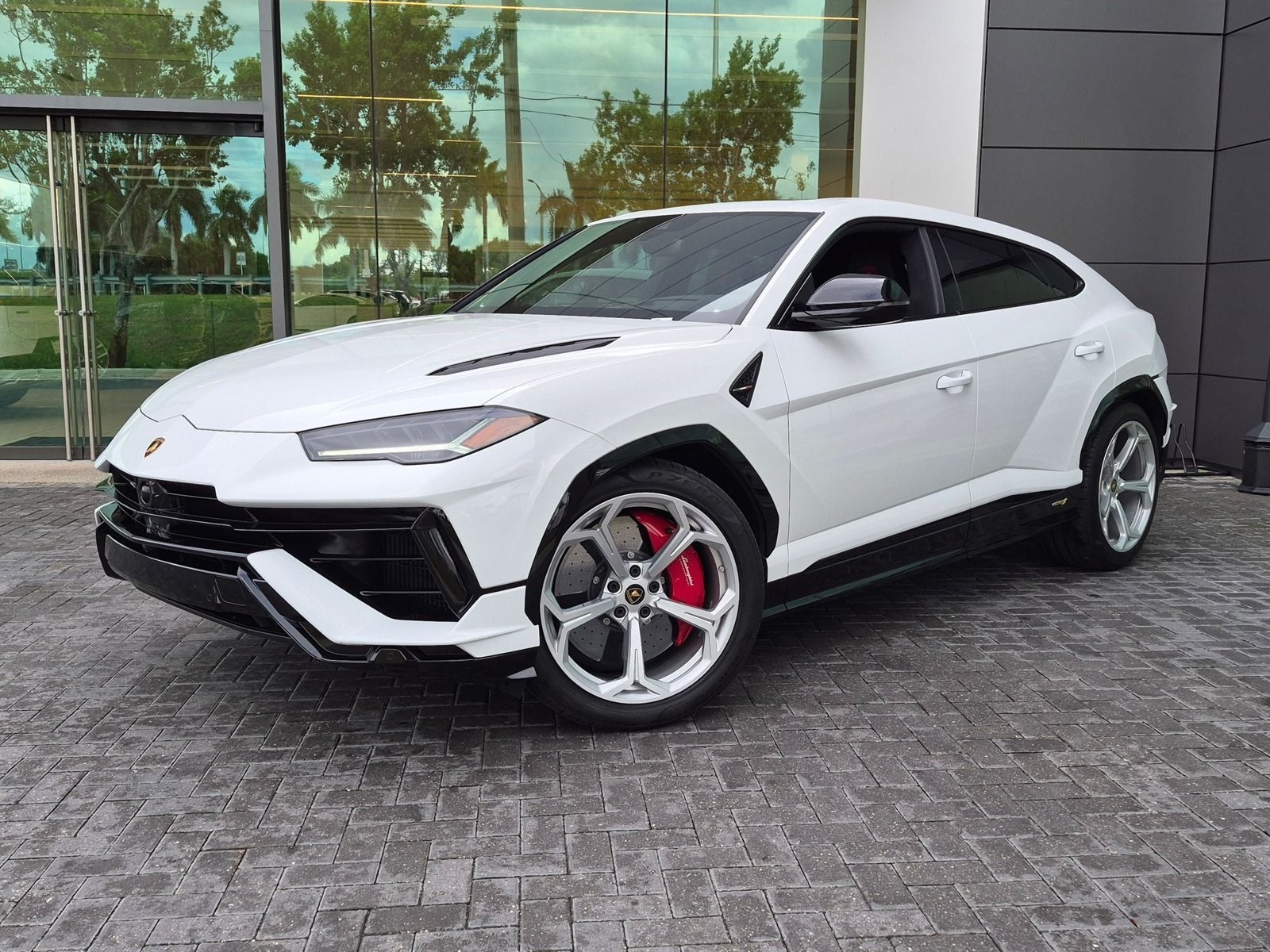 2024 Lamborghini Urus