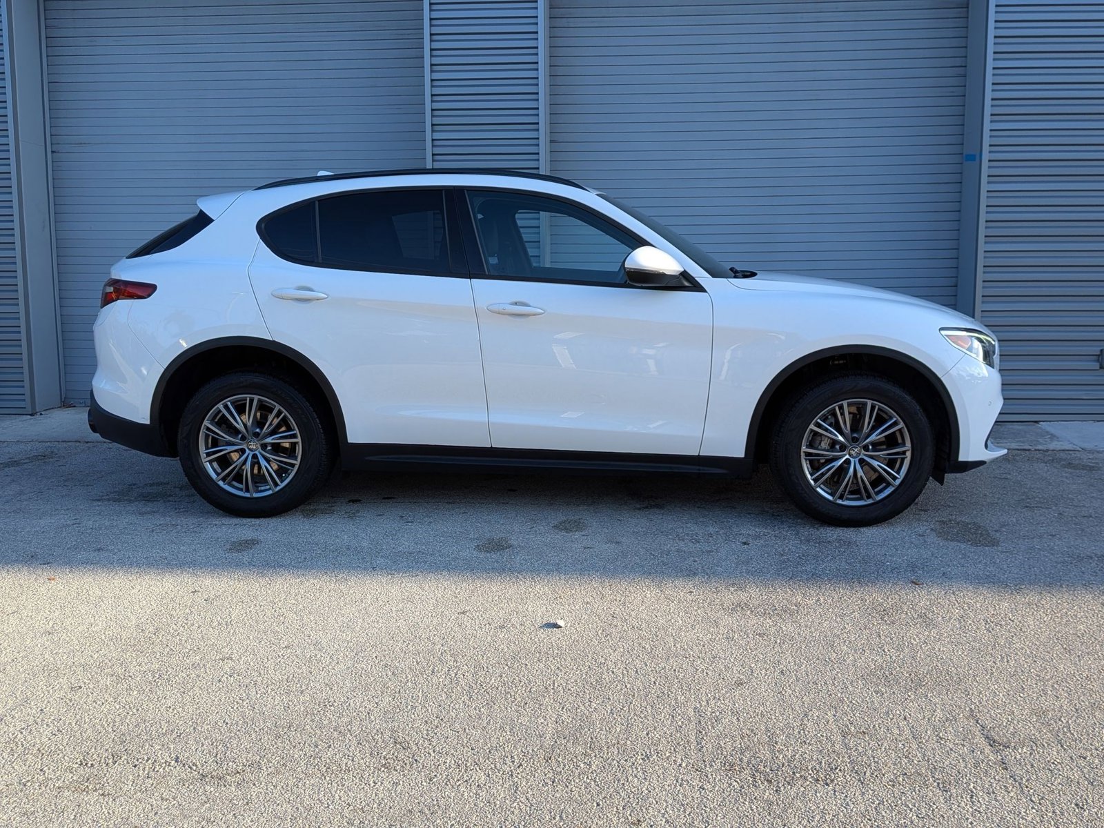 2022 Alfa Romeo Stelvio Sprint photo 4