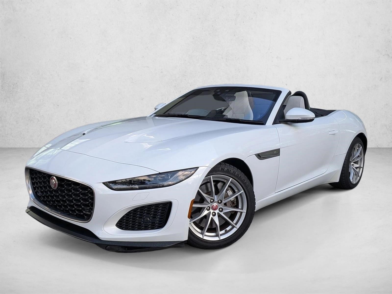 2021 Jaguar F-TYPE Convertible's photo