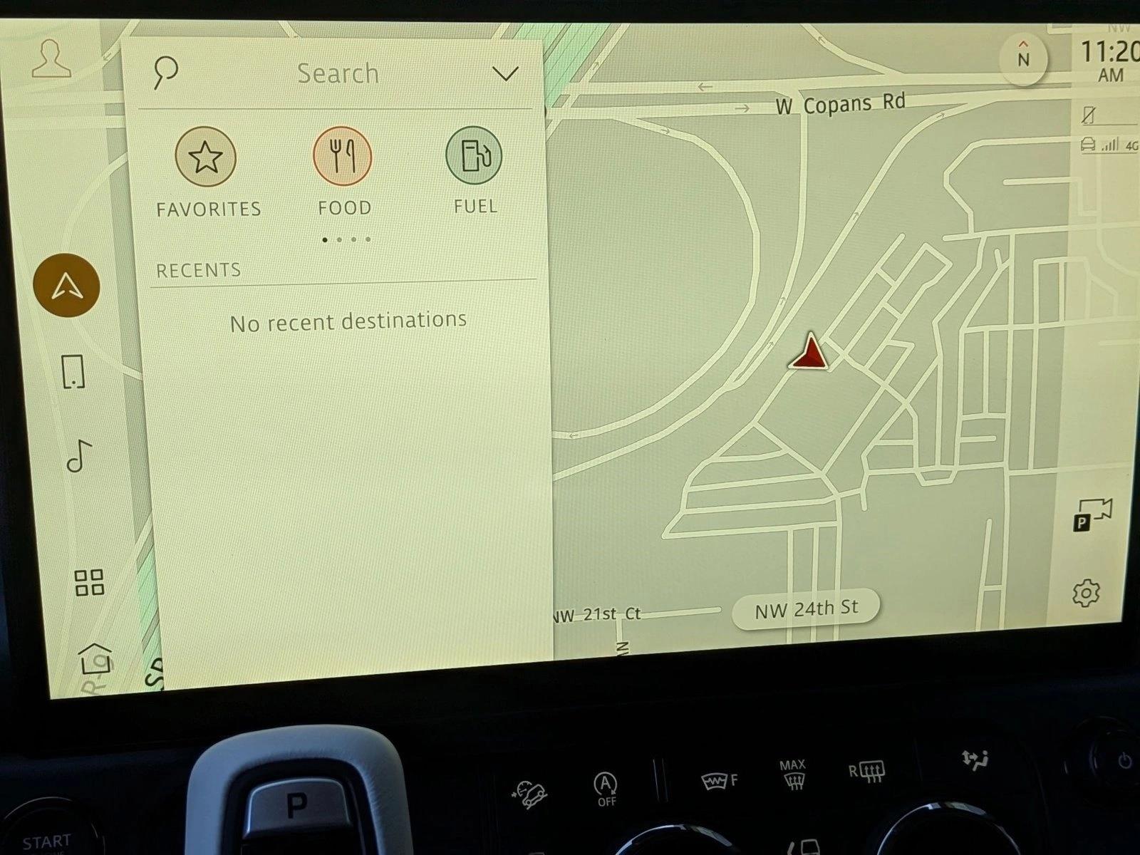 2026 Land Rover Defender OCTA - Photo 13