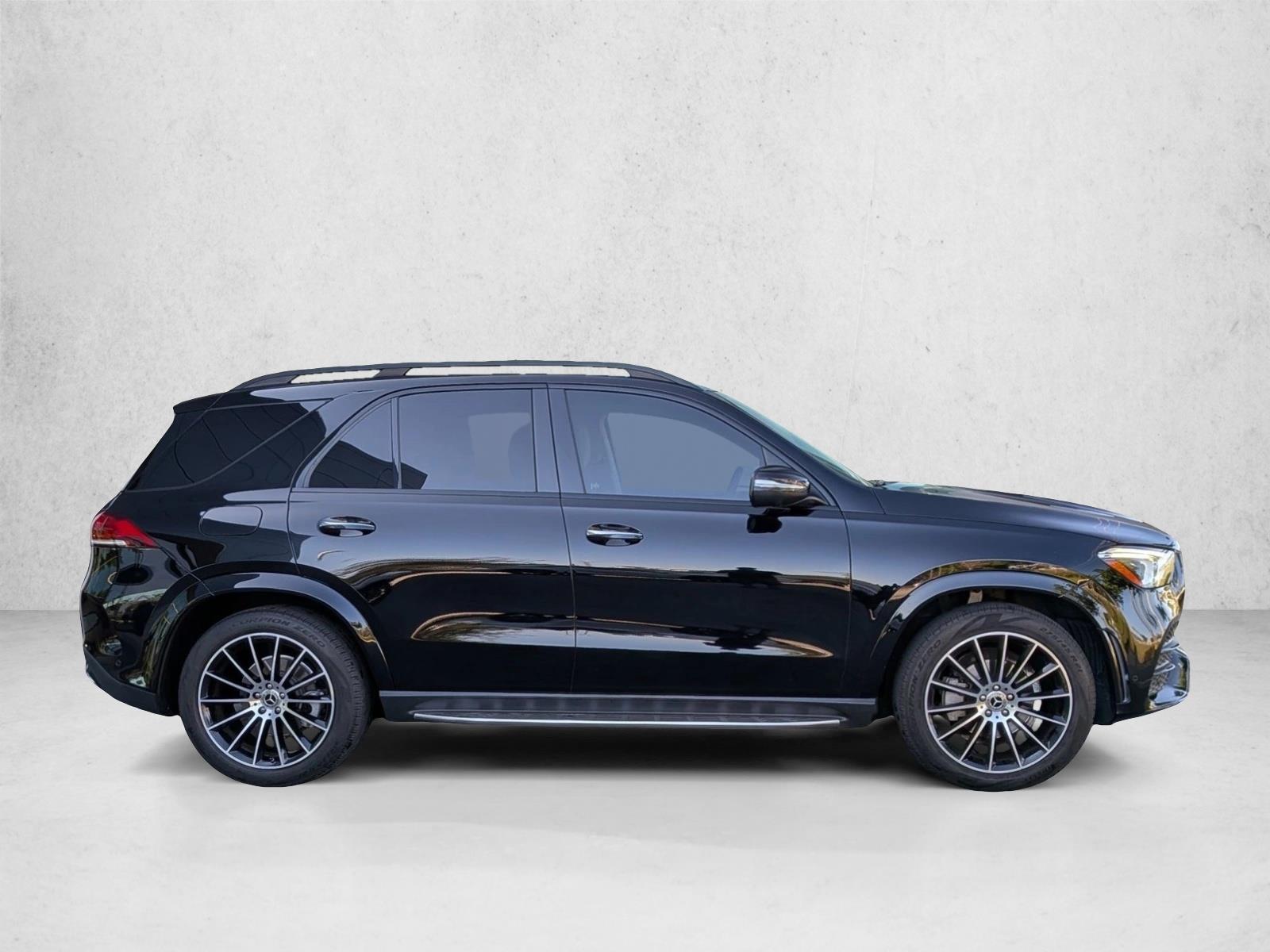 2021 Mercedes Benz GLE 350 4MATIC photo 4