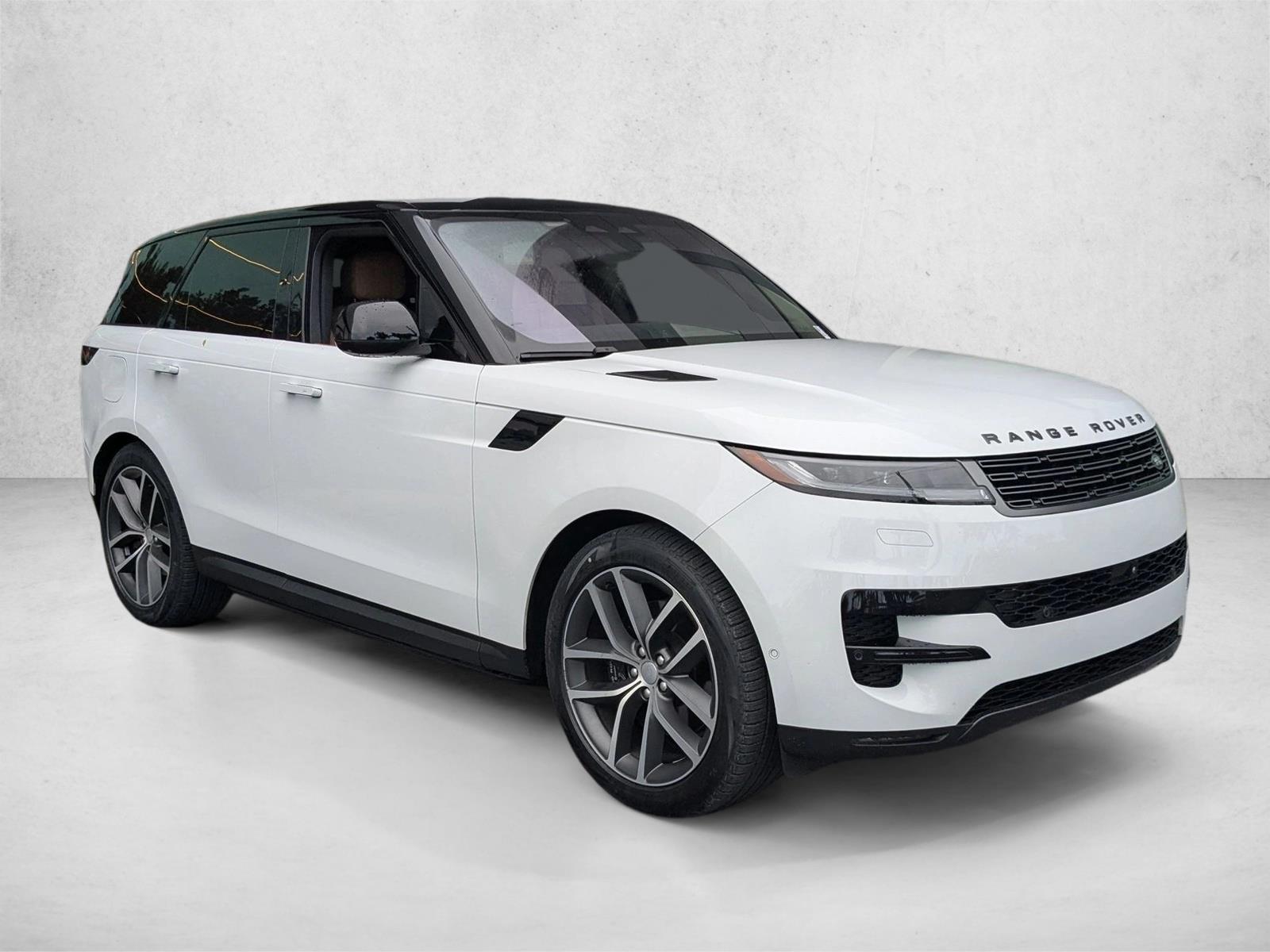 2023 Land Rover Range Rover Sport SE photo 3