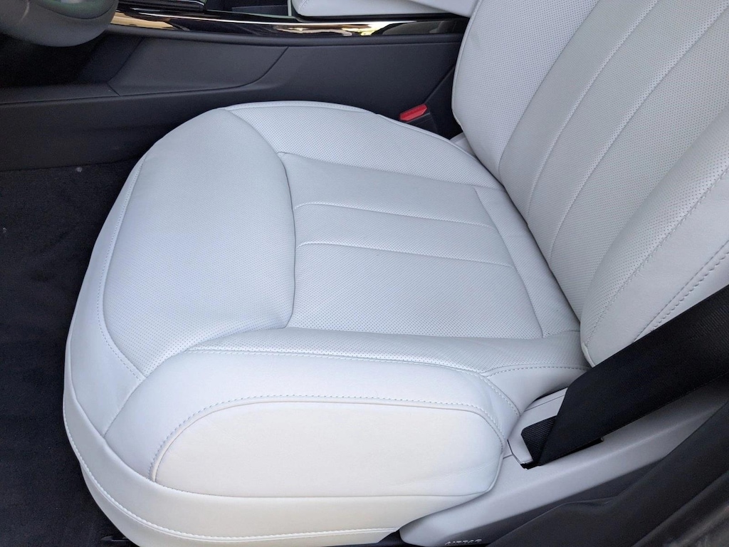 New 2025 Land Rover Range Rover Sport SE Sport Utility