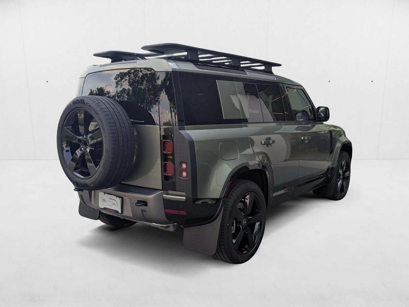 2025 Land Rover Defender 110 X-Dynamic SE photo 2